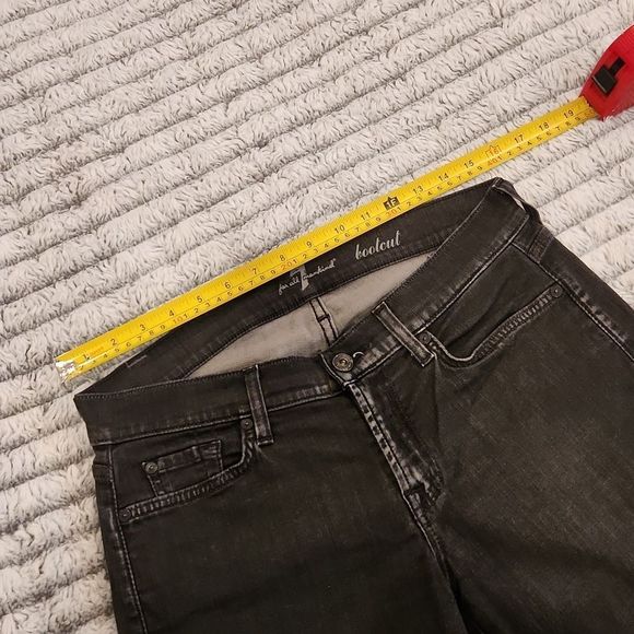 Faded blackish-gray 7 for all Mankind bootcut jeans size 29. - Picture 9 of 13